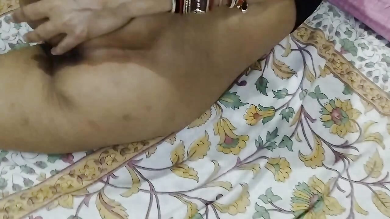 Homemade hot sex tiny hairy pussy licked out of sexual desire