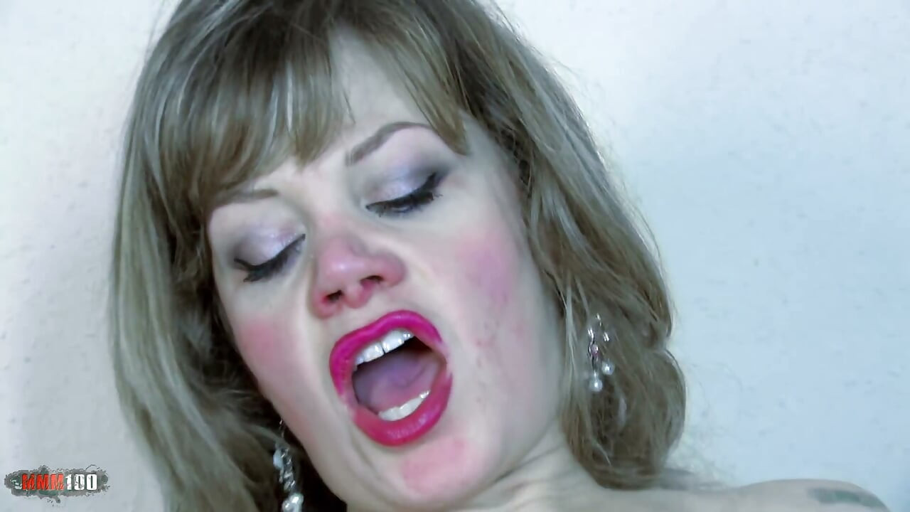 French MILF Darlyne Deepthroats Big Cock - Anal & Facial Cumshot