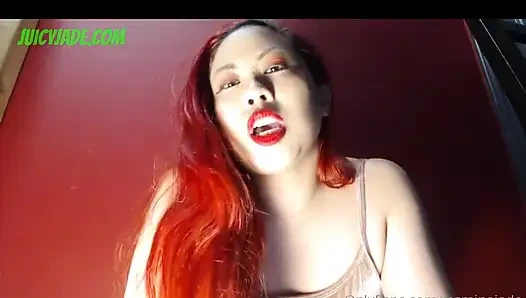 Muasin pantat dan pantat asiaku dong, dasar kamu adalah pecundang pengendus pantat! Kamu pengen muasin pantat cewek asia dengan kulit kecokelatan ini