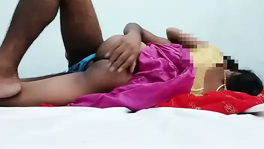 Indisches deshi bhabhi sexvideo, frisch verheiratetes paar erstmals flitterwochen-sexvideo