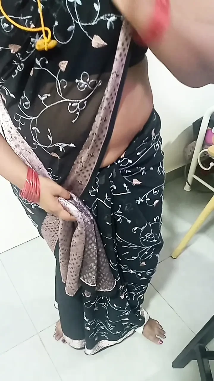 Fantasy Role Play of Injured Amma and Her Helping Stepson