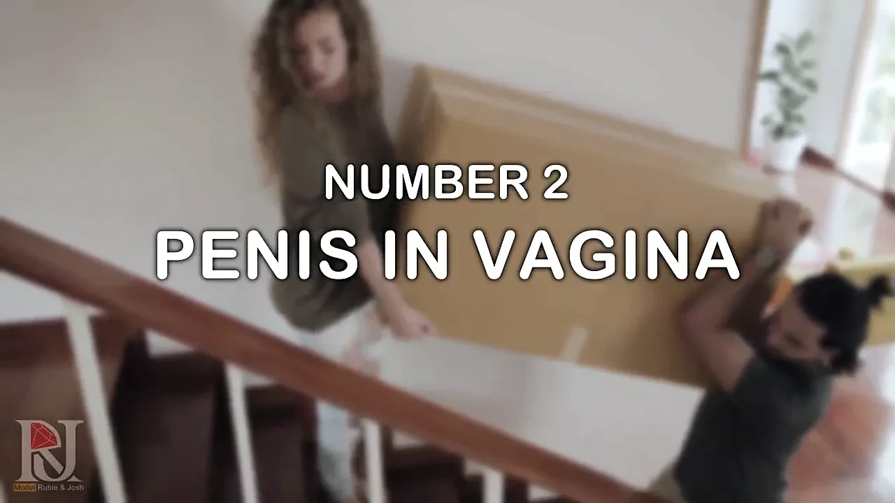 白人男性和印度女性 9