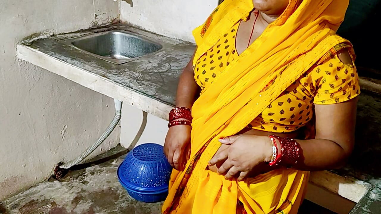 Gaw ki bhabhi fuking