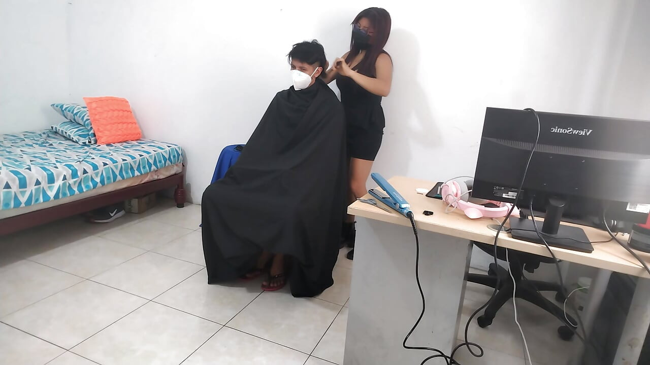The sexy hairdresser is horny at her workplace and seduces clients to fuck