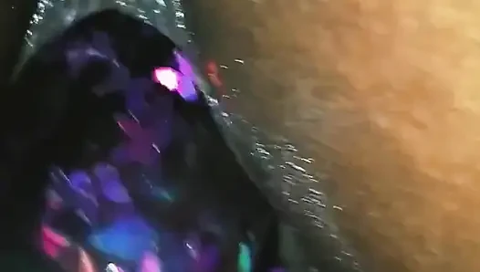 Mainin pantat dan kaki pakai mainan seks ganda (dildo & vibrator pov)