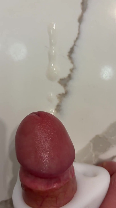 I Fucked the Toy in All Holes, I Cum with Moans and Sperm