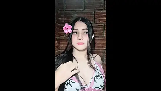 Anda menyukai Latina seperti Gomez Gomez