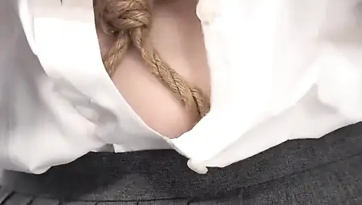 Rope club hingabe - ehre die geheime unterwerfung des studenten