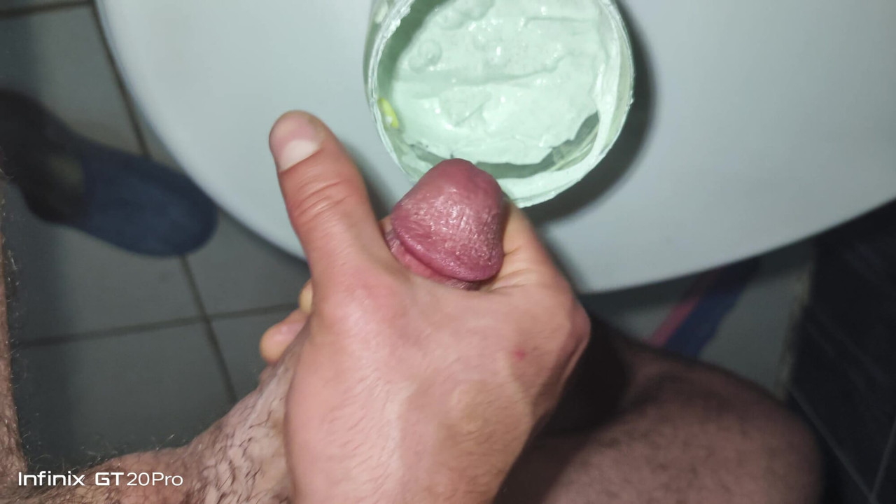 Masturbation inside the mask box