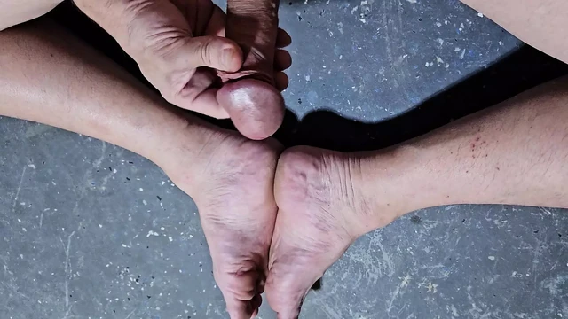 Sitting on my garage floor looking at my feet until I climax over them