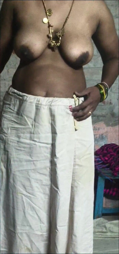 Aunty nude show