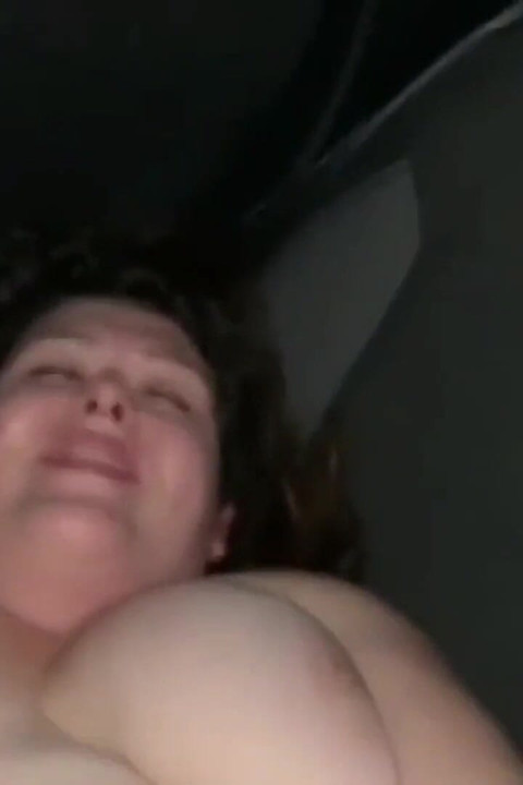 חבטות אנאליות של BBC בצרחות קרם