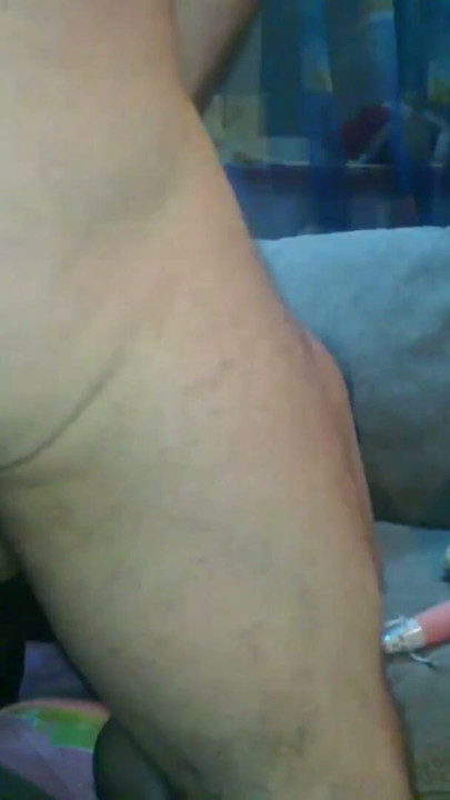 Mommy spread her pussy until the fat dick enters her butt she doesn't stop moaning! | Clip 2