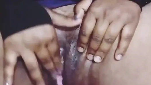 Большие сиськи Savita Bhabhi в киске дези Savita Bhabhi