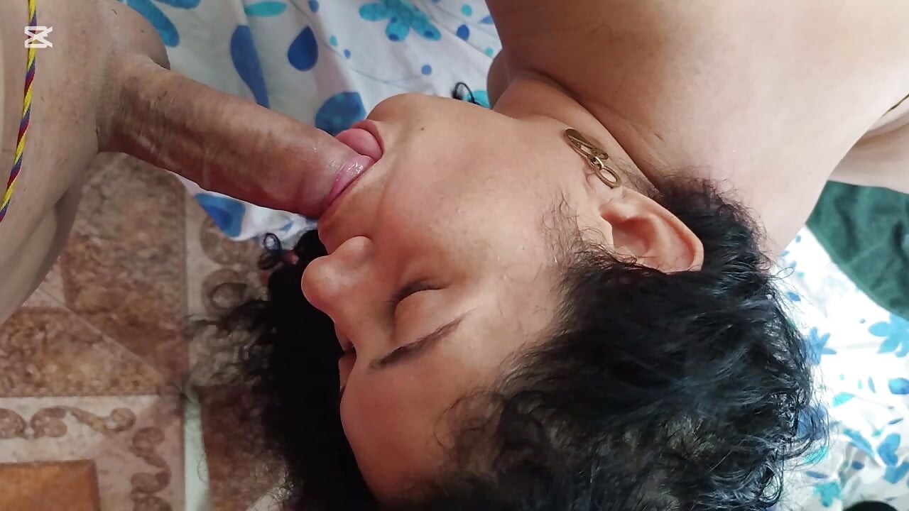 दूध देने वाली दुल्हन मेरे लंड का दूध निकाल रही है, गले में गहरे तक लंड