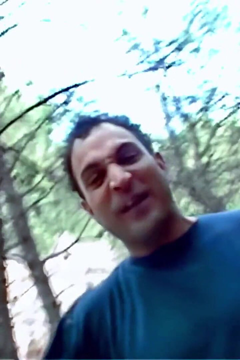 קריסטל וואלאס: קריסטל וואלאס מקבלת את הכוס שלה ממולא ביער