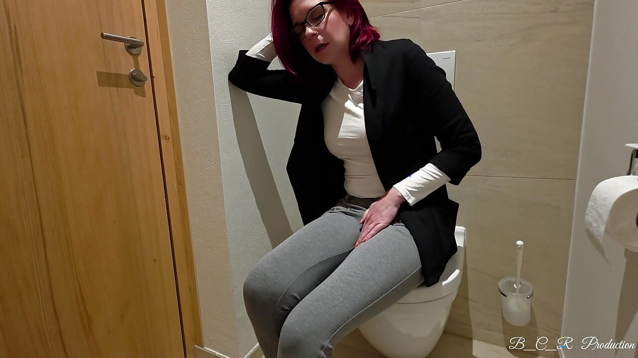 My boss just won't stop flirting... Nobody should see what happens in the office toilet