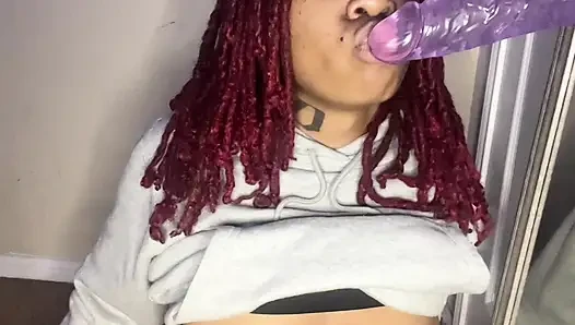 Ebony Solo dl dyke sucking massive dildo