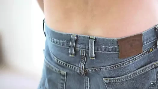 "Sweet Treat" sama pasangan seksi yang lagi bahagia