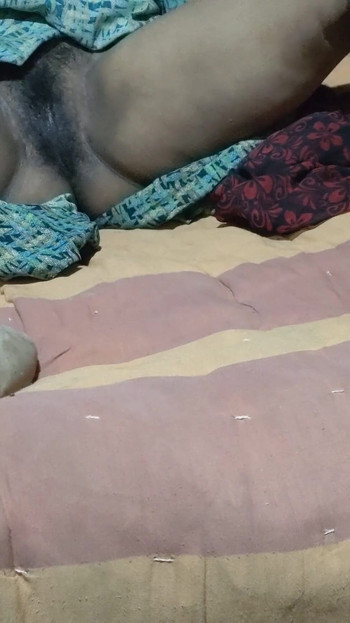 جاءت الفتاة الساخنة الجميلة الأصلية إلى منزل صديقها و | مقطع 1