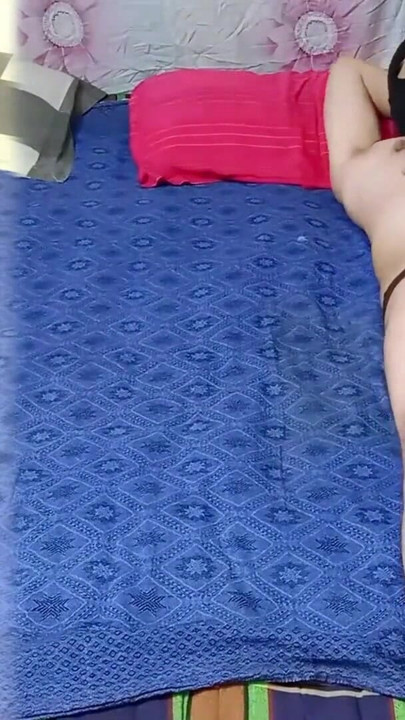 Desi Swap Girls 3Some Fuck Part- 1 | Clip 1