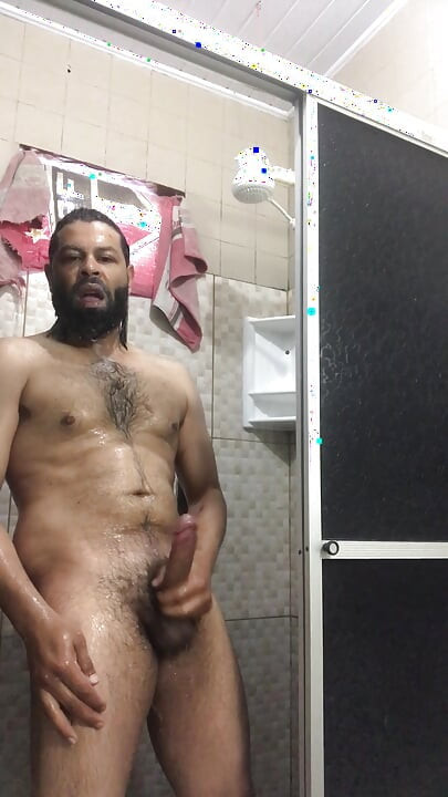 शावर स्नान।