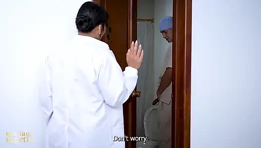 Анатомия Mariana Глава III: Хирург кладет свой член в мою ванной во время ночной смены - Mariana Martix и Max Betancur