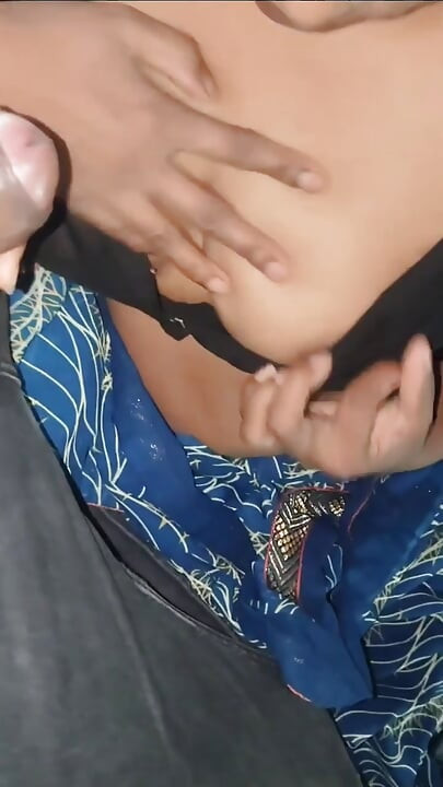 Sweety give blowjob to boyfrienf