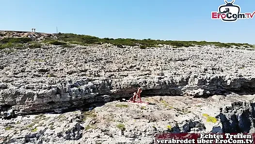 Немецкий турист публично трахался на улице Майорки