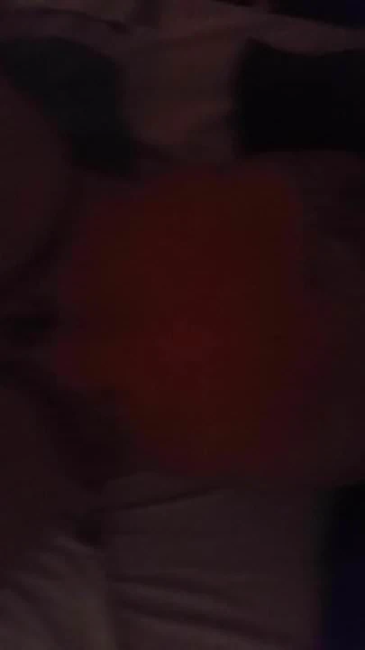 Paki-solong fucks big white ass doggy