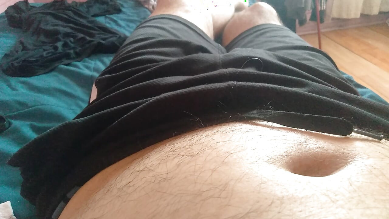 Penis uyarıldığında çok sert hissediyor