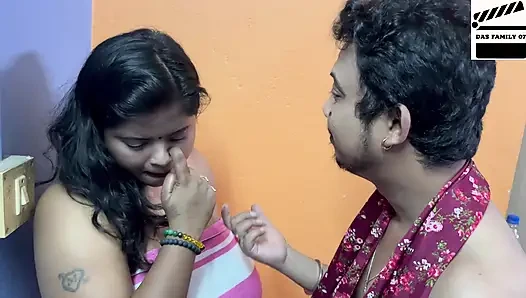 DESI SEXY BHABI AND THARKI PAROSI KI CHUDAI HINDI