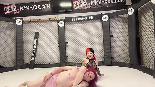 Pvc ibu tiri menyiksa banci di kandang mma - kontrol paha & penghinaan