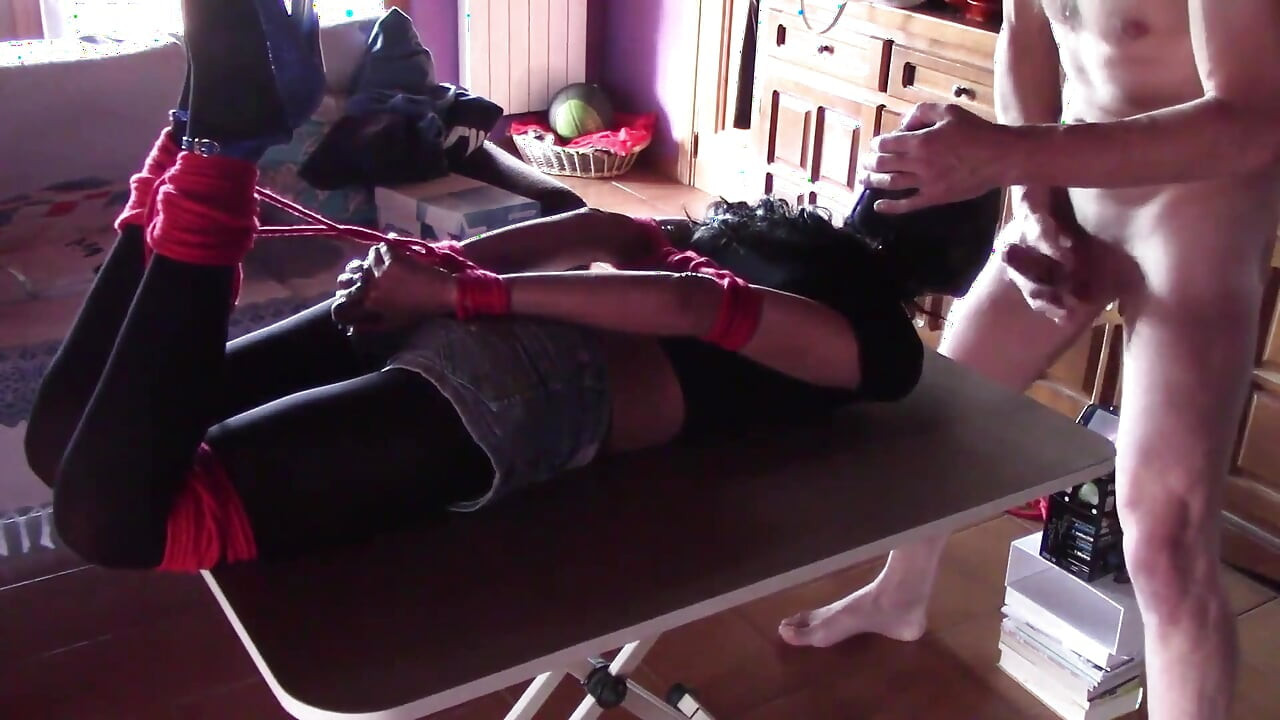 Gırtlağına kadar alma koleksiyonu. 150 dakikalık oral seks ve oral dölleme