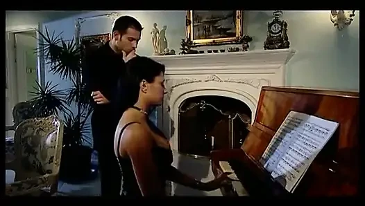 Sofia Cucci anal fucked by a big cock filling all her ass hole