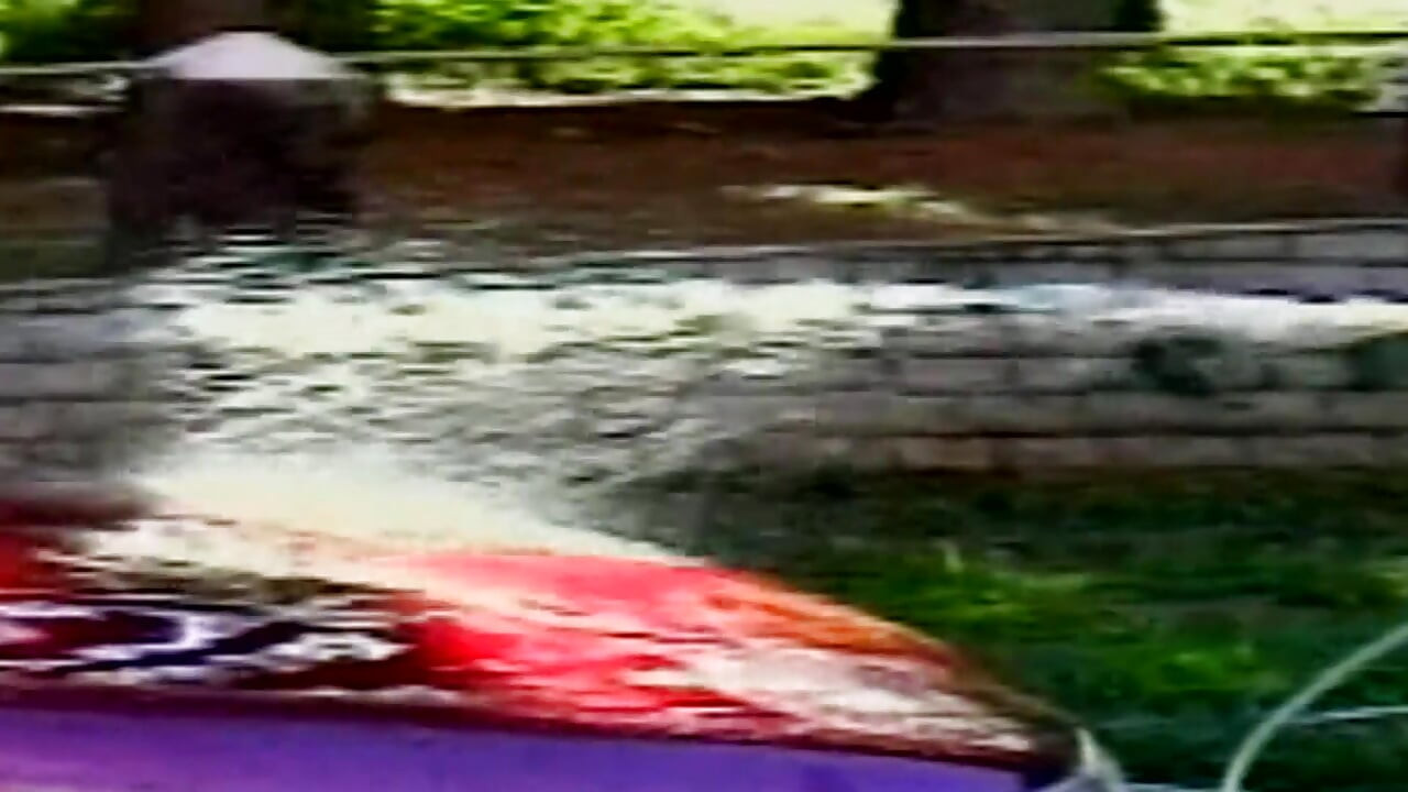 18 ومتحولين جنسيا