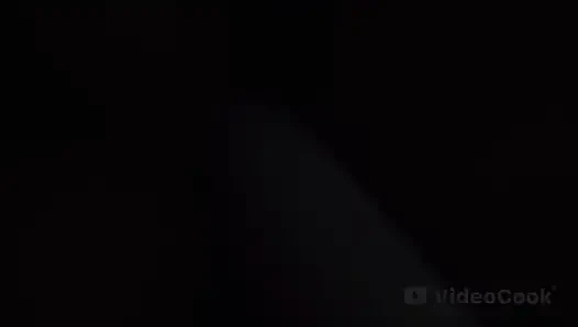 Mainin vibrator tengah malam!!