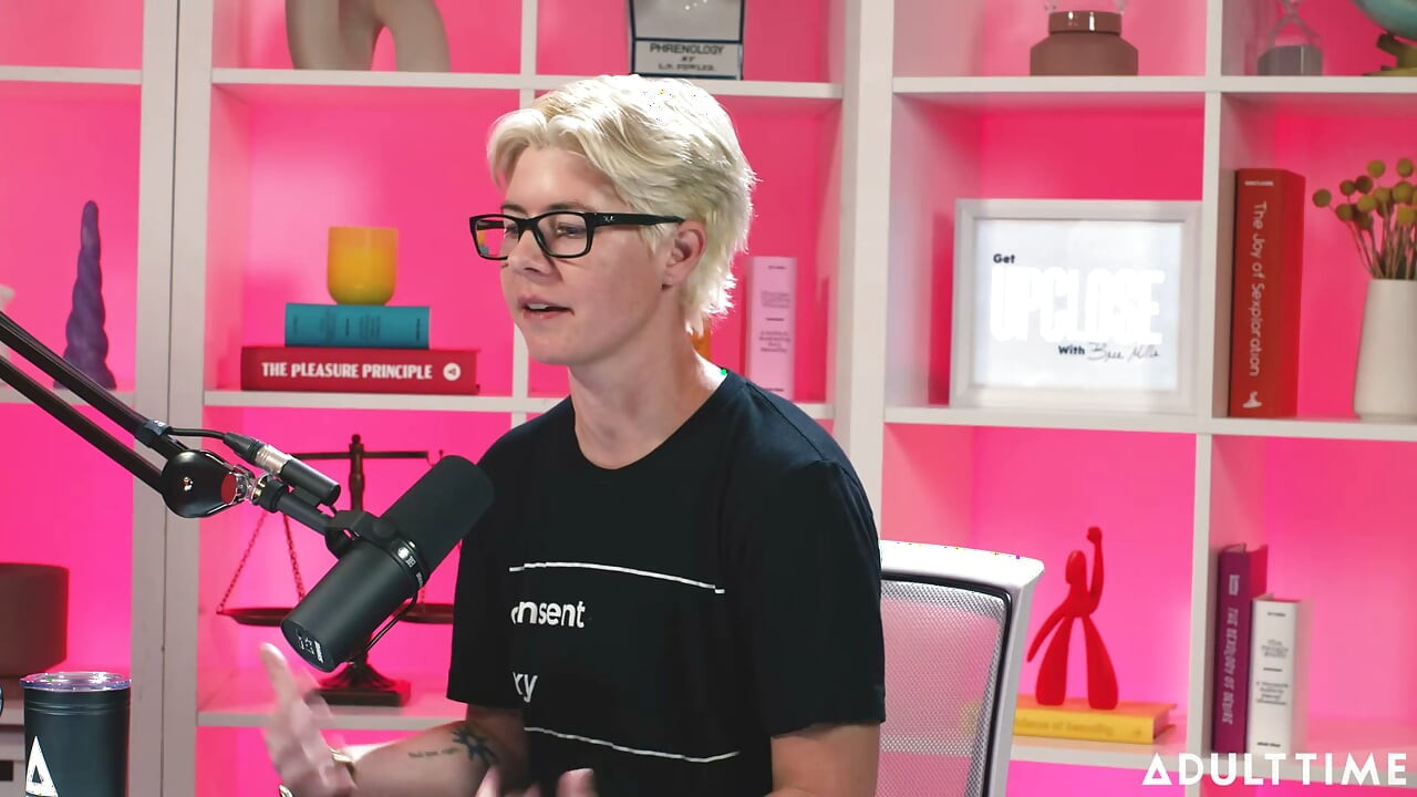 Kimmy Kimm Conquering Shame & Selling Used Panties | the Adult Time Podcast
