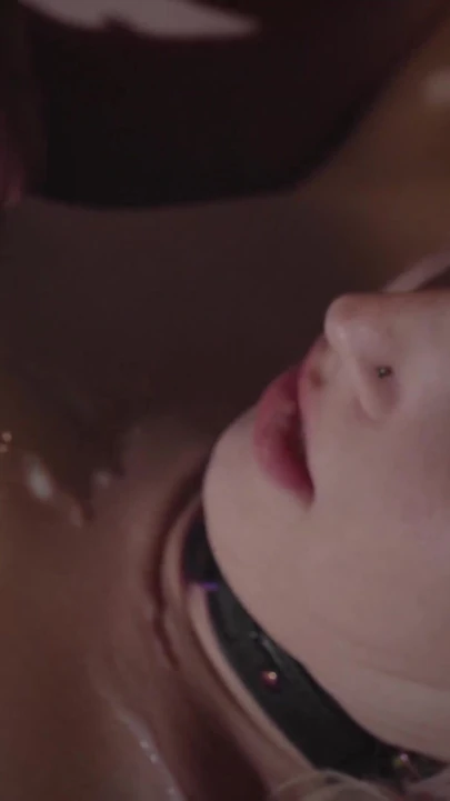 Dream Divyne, a Gorgeous Blonde Trans, Seduces a Lucky Guy with Her Alluring Dick
