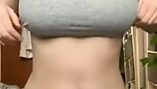 OMG nice boobs drop
