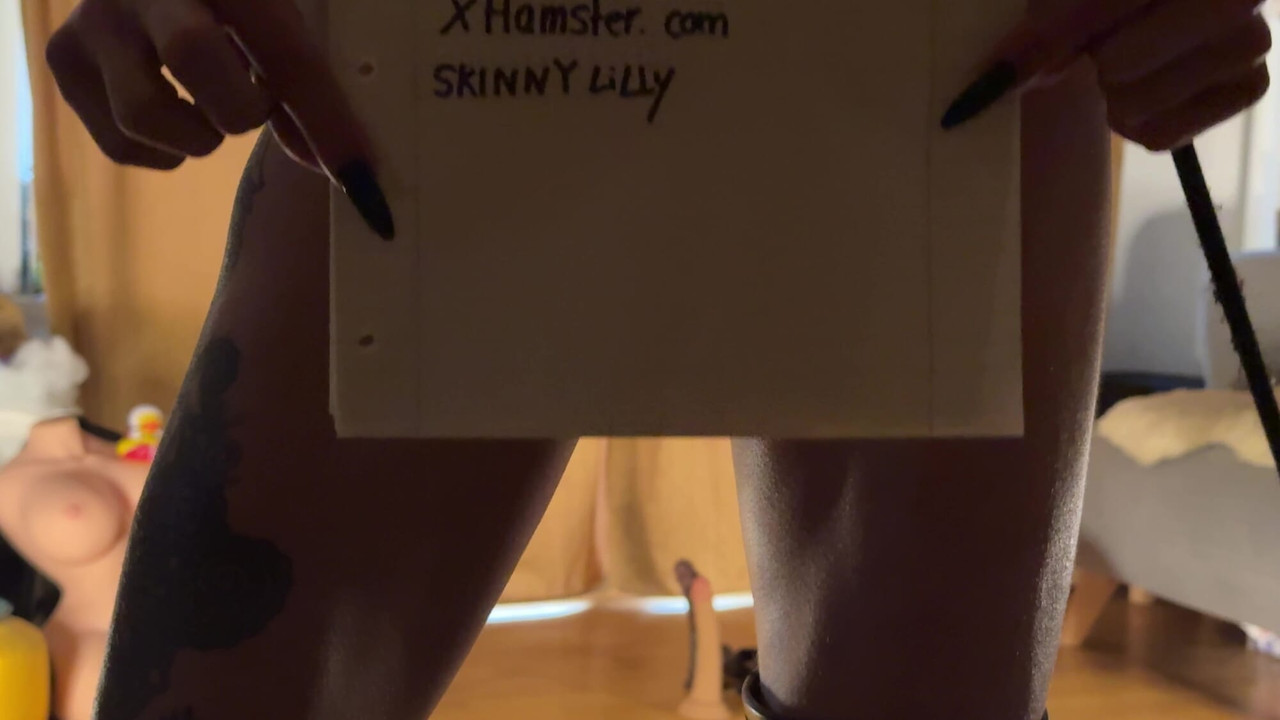 Intro XHamster – Saya Kurus Lilly