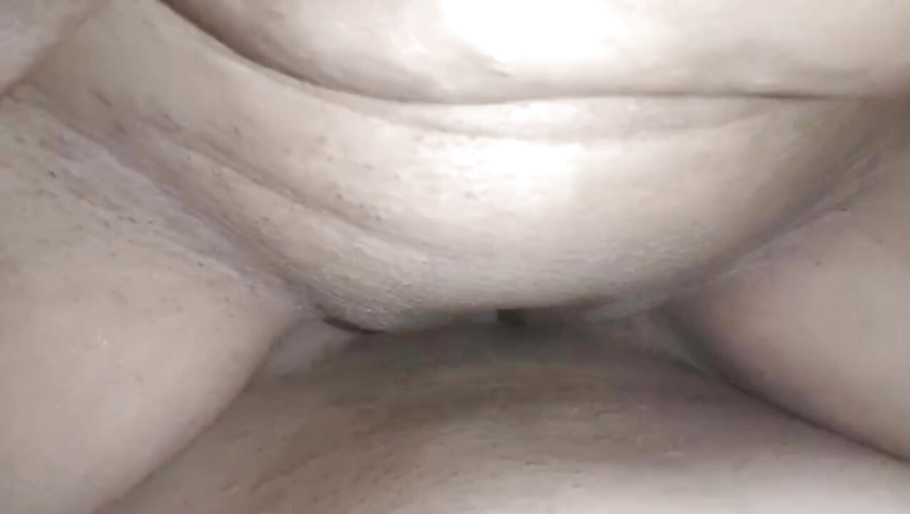 After leaving the husband's house, the sister-in-law fucked the sister-in-law for 4 hours, having fun with the brother-in-law at night.