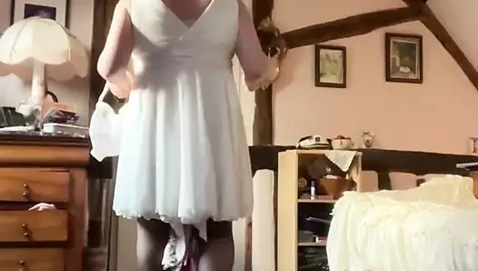 Outfit with a white dress for a night out