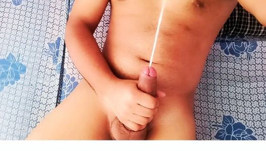 Indischer süßer Schwuler masturbiert schnell, abspritzen
