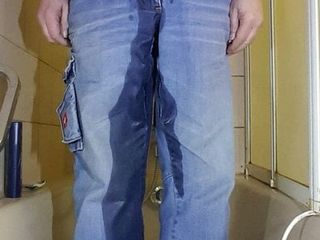 Vätande jeans