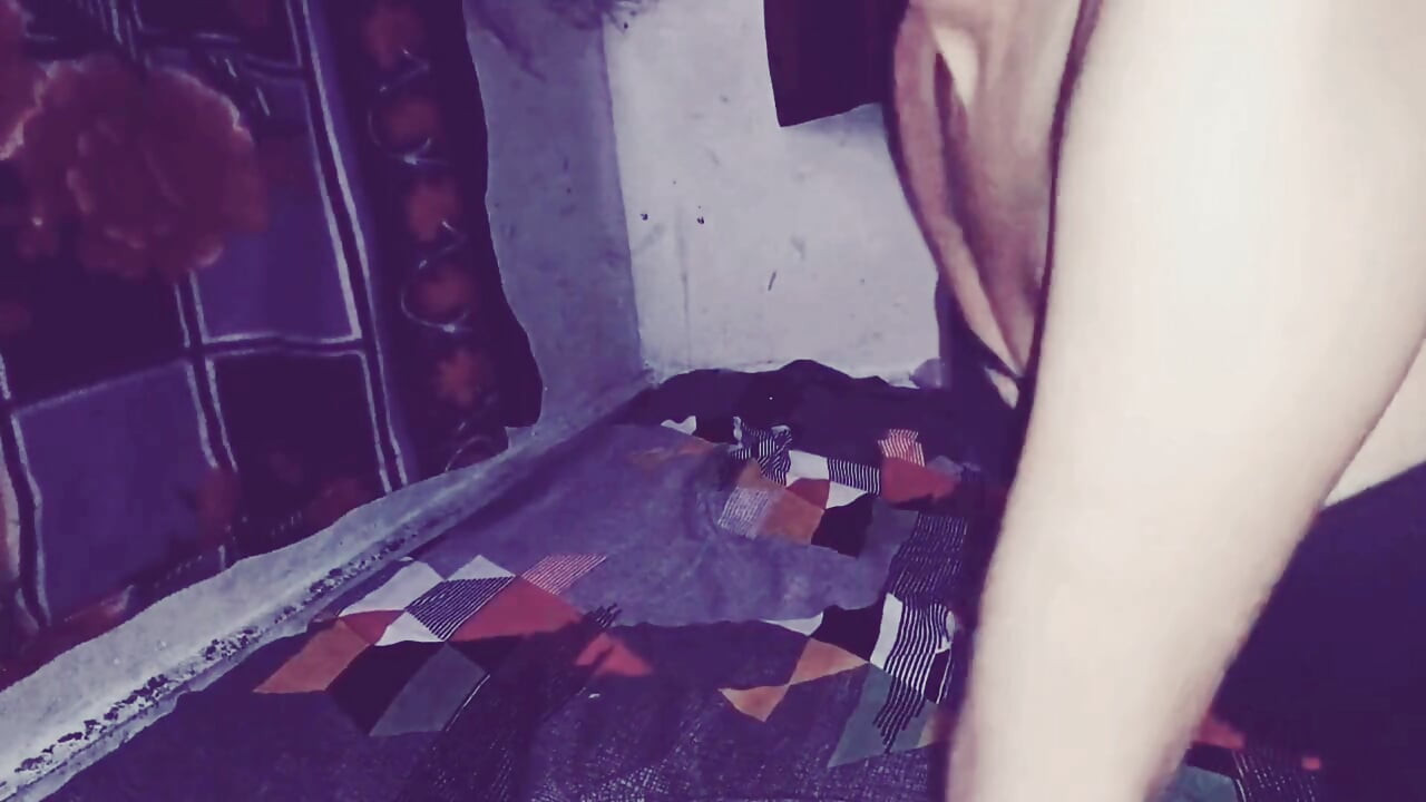 Latika ssie wielki czarny kutas i weź cipkę