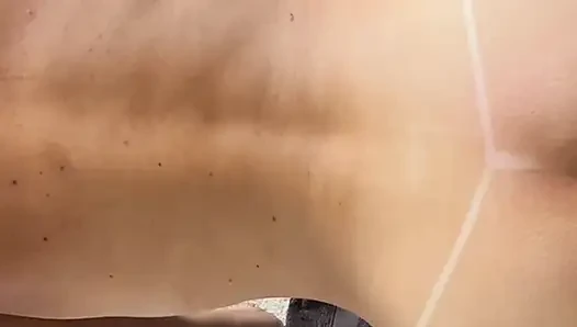 Istri super semok ngentot sama suami dan mesin