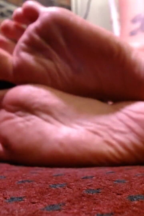 Very Wrinkled Soles Closeup