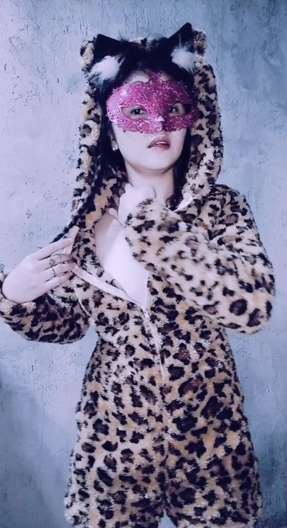 I can be your little kitty