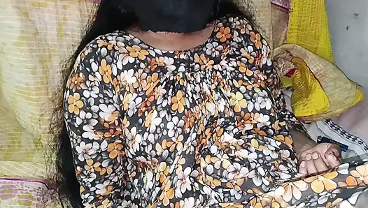 Часть-1 индийскую мачеху трахнул огромный член большой черный член и глубокая глотка Мужик использовал старую схему пикапа, чтобы проникнуть в бангладешскую девушку